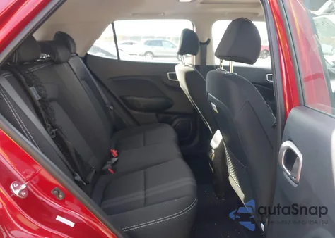 2025 Hyundai Venue Sel z USA, uszkodzony, nr VIN KMHRC8A32SU362179